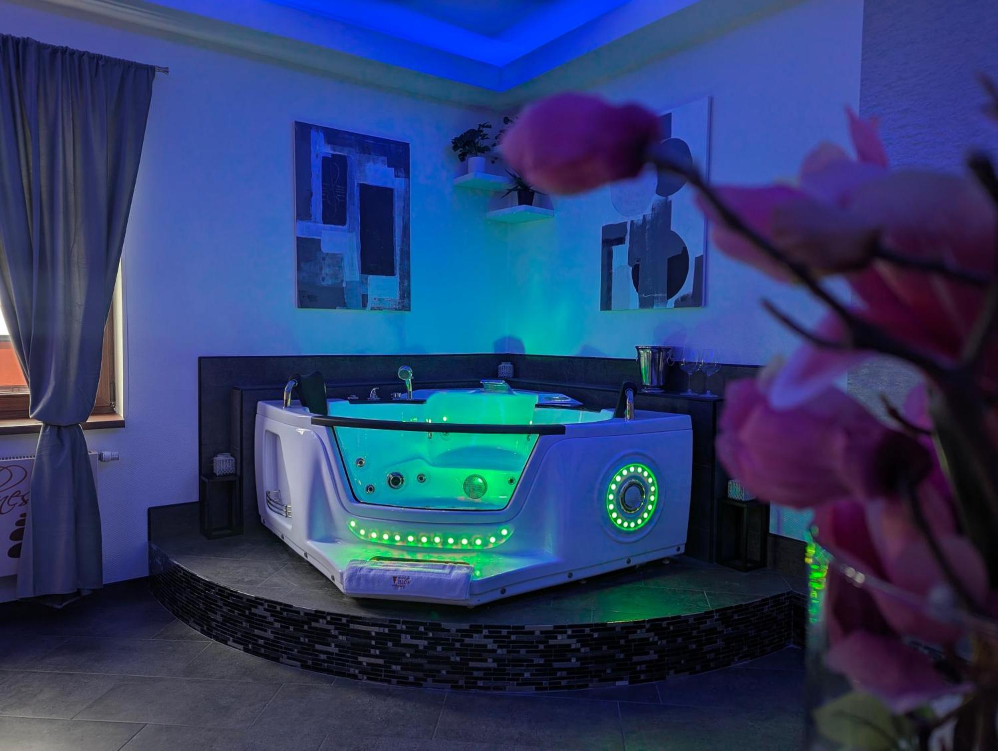 Wellness Hotel Beethoven 호무토프 외부 사진