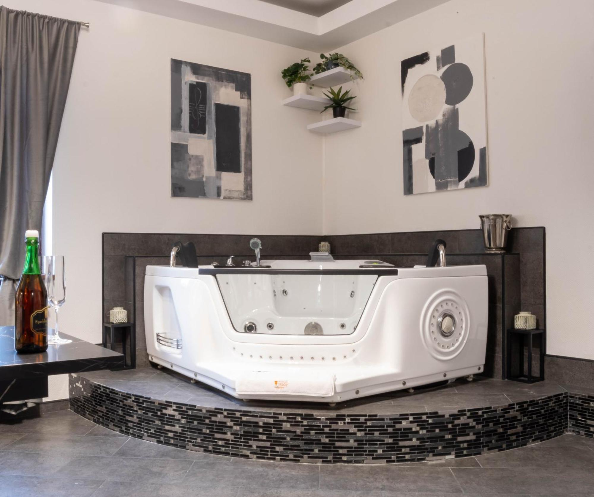 Wellness Hotel Beethoven 호무토프 외부 사진
